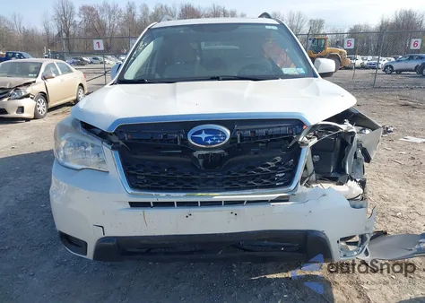 2015 Subaru Forester 2.5I Premium из США, поврежденный, VIN JF2SJADC1FH404517